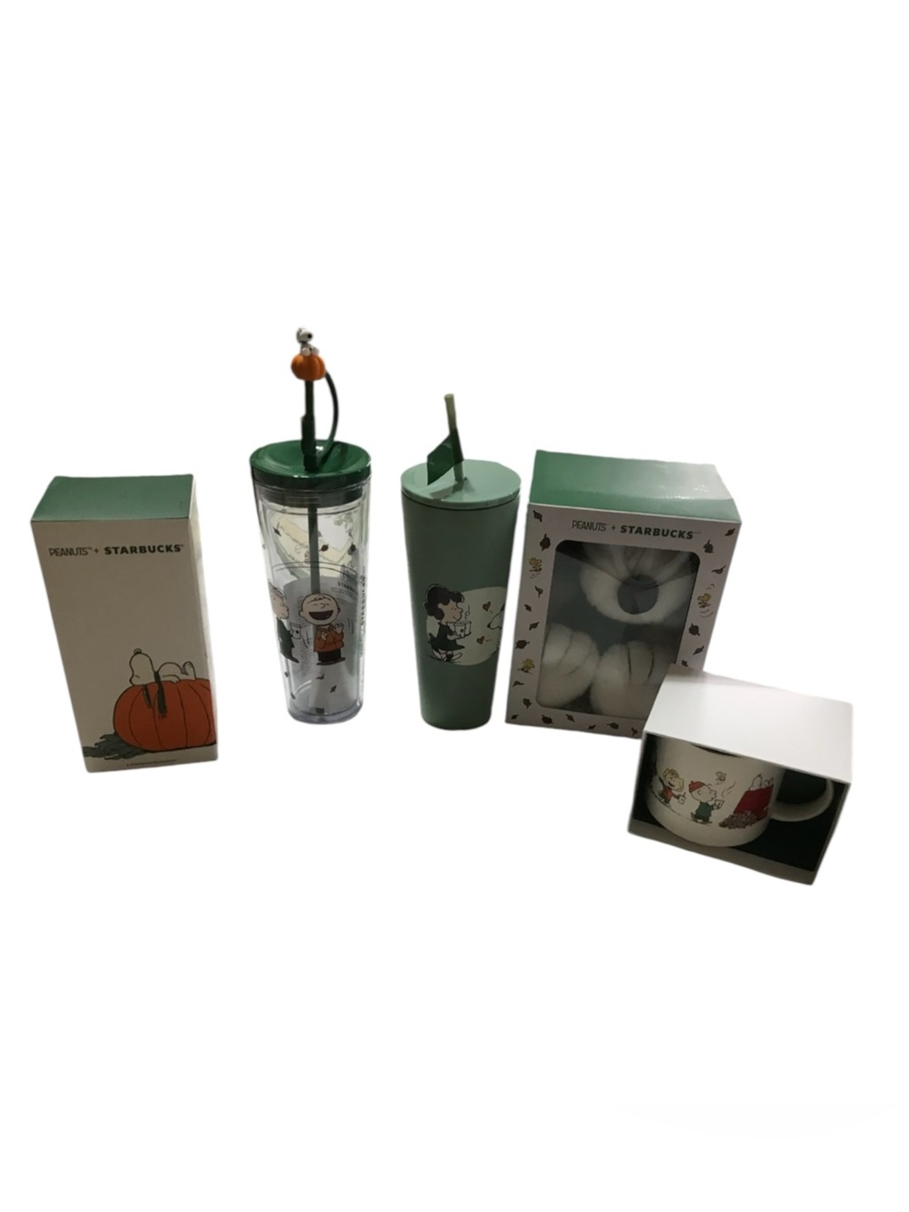 Starbucks x Peanuts collab bundle NWT